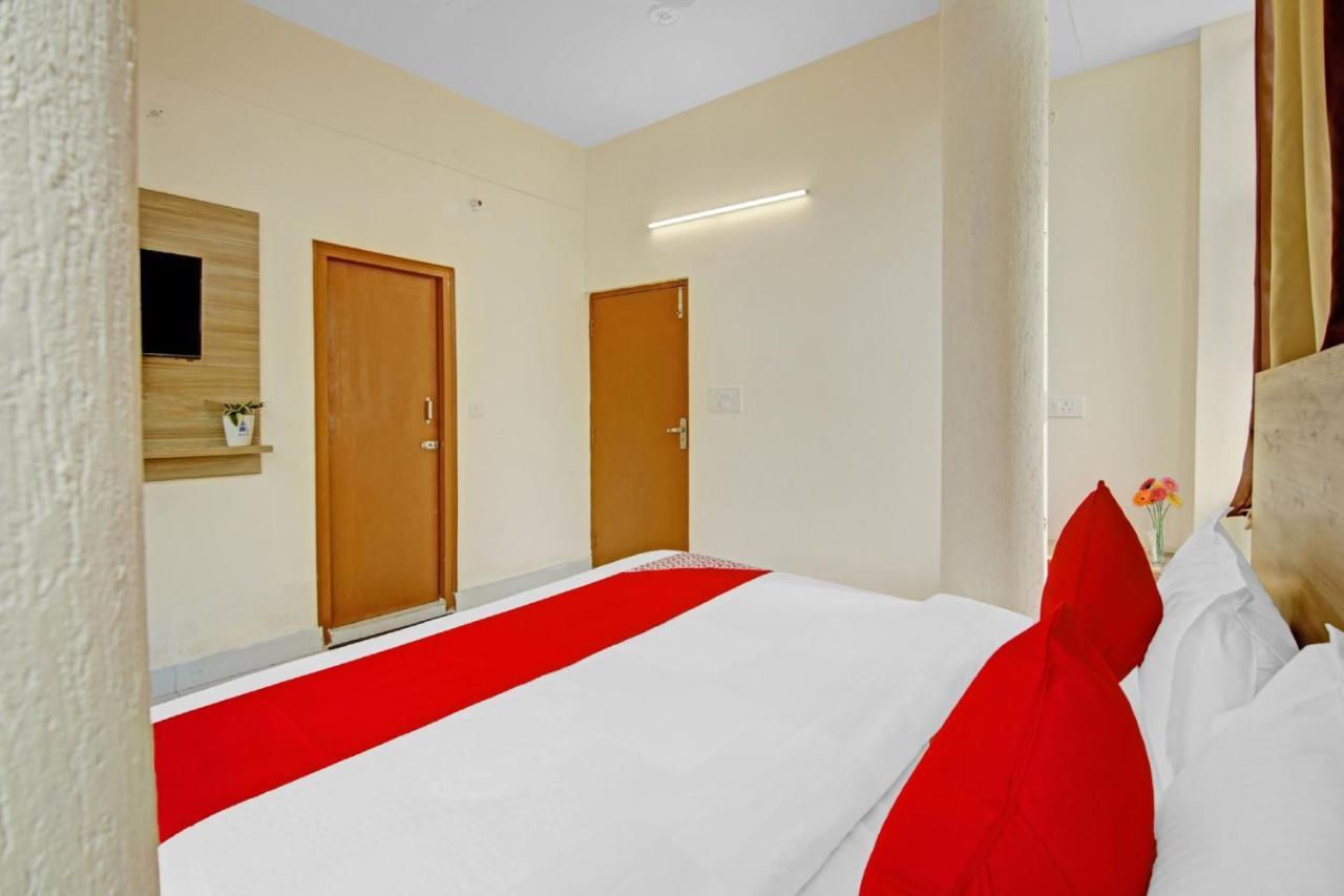Oyo Flagship 80772 Hotel The Grand Rdc Ghaziabad Dış mekan fotoğraf
