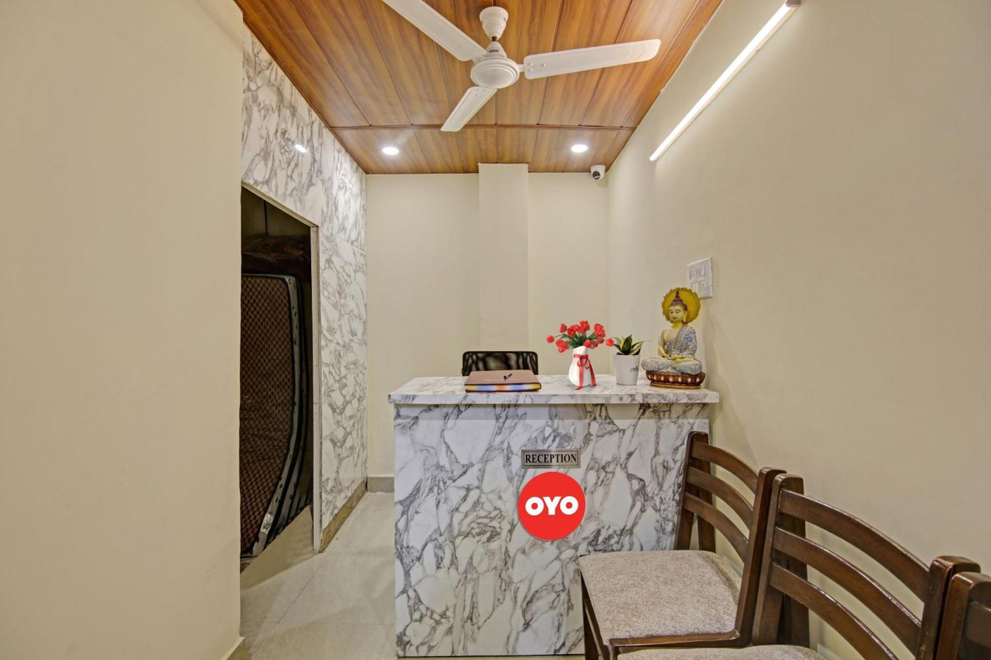 Oyo Flagship 80772 Hotel The Grand Rdc Ghaziabad Dış mekan fotoğraf